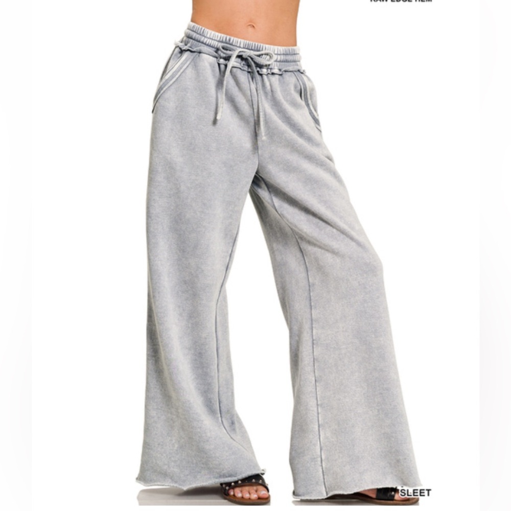 382 small to 3X Zenana sleet ACID WASH FLEECE
PALAZZO SWEATPANTS
POCKETS